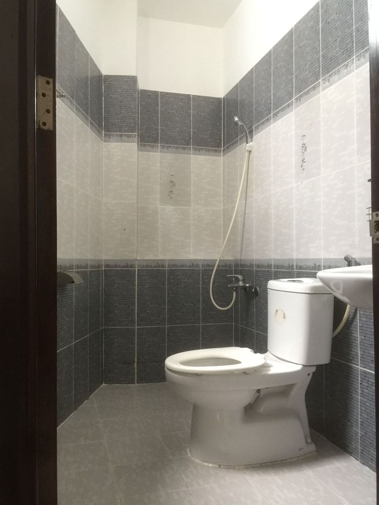 undefined Lucky Hotel 7