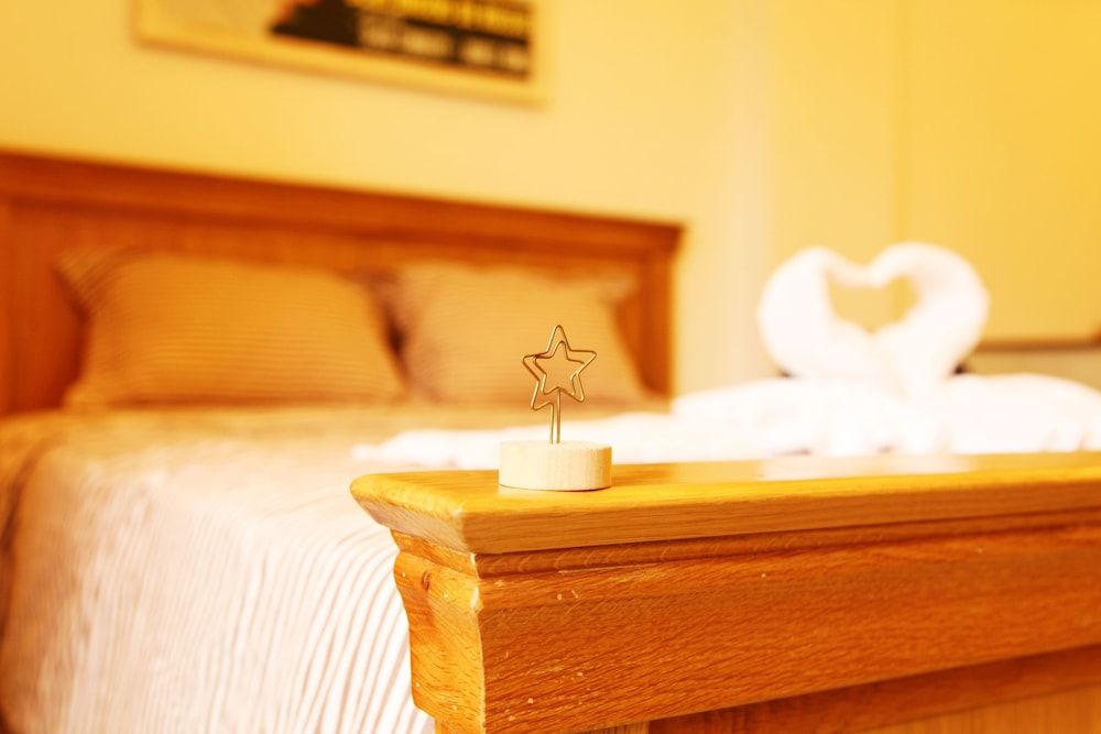 LiLiHomes Thao Dien Luxury Studio, 1 Queen Bed 4