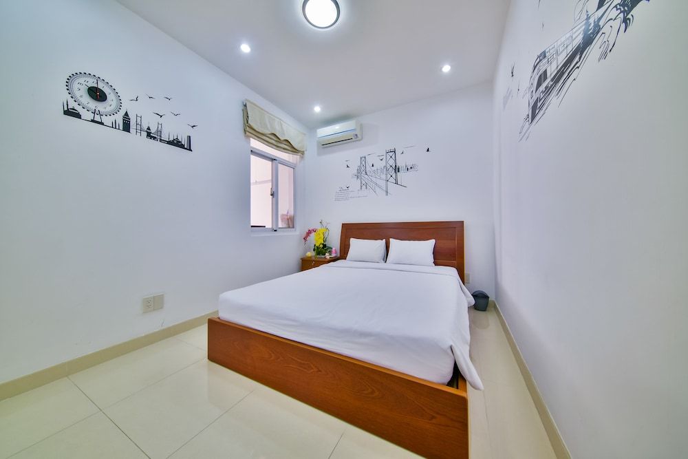 Victorian Hotel Comfort Apartment, 2 Bedrooms, Non Smoking, City View 6