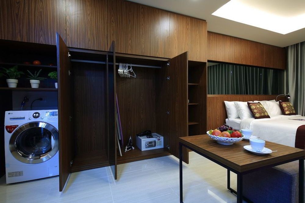 undefined Aviva Saigon Pearl 6