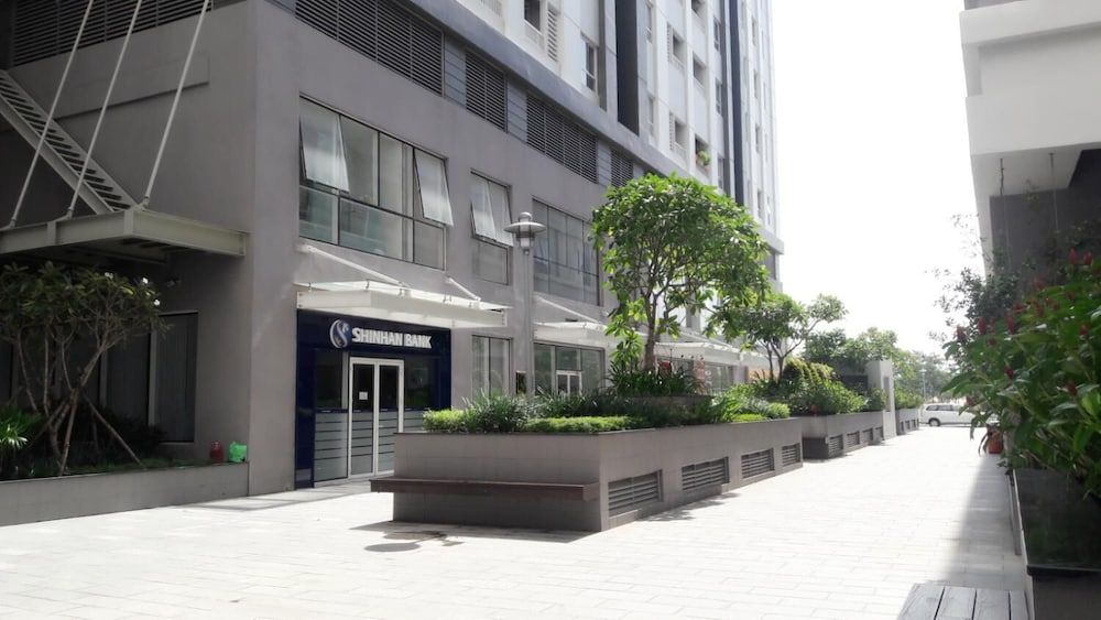 undefined Horse Square Apartment 7