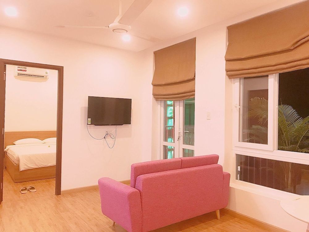 undefined Crown Apartment 5