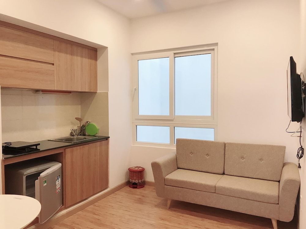 undefined Crown Apartment 4