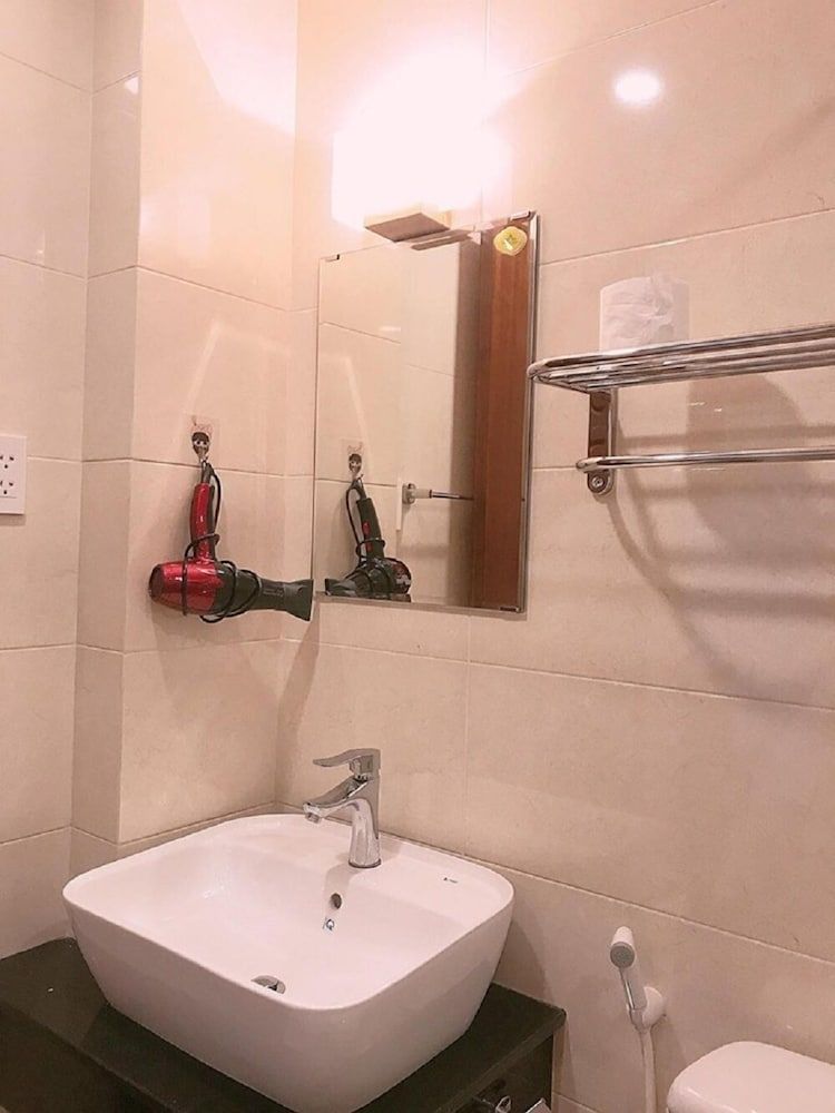 undefined Crown Apartment 10