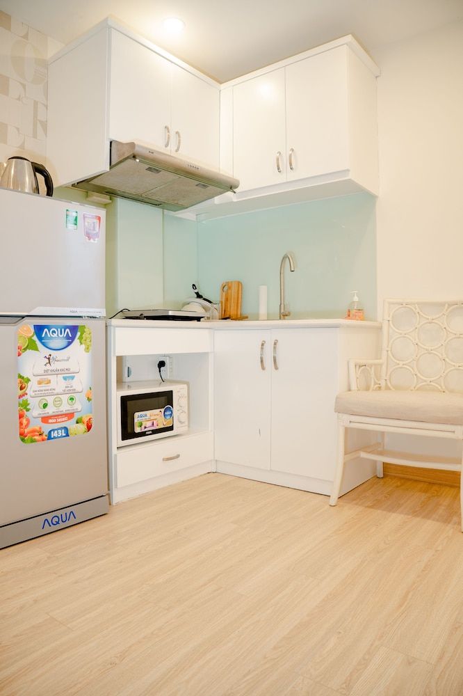 undefined Kiko Pictures House 8