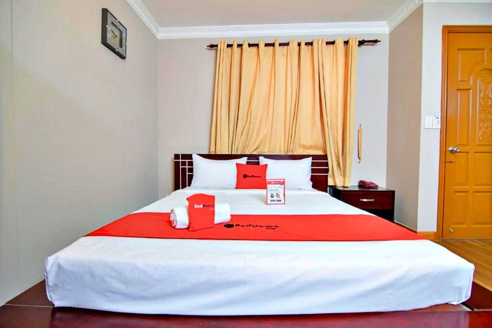 undefined S79 Quynh Giang Airport Hotel