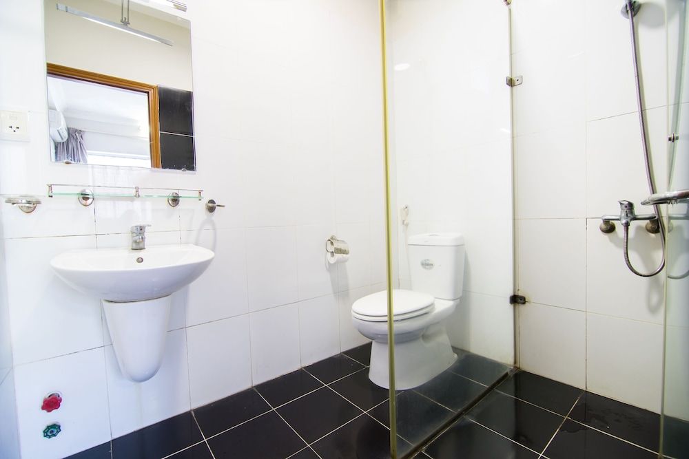 undefined S79 Quynh Giang Airport Hotel 9