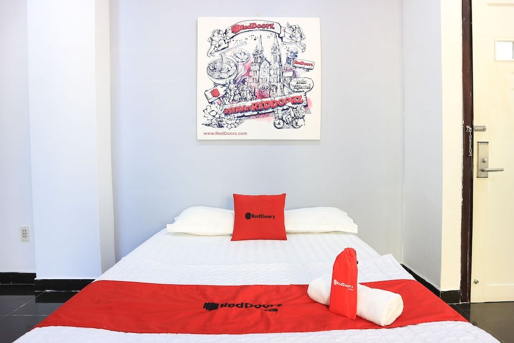 RedDoorz near Gia Dinh Church Family Room 3