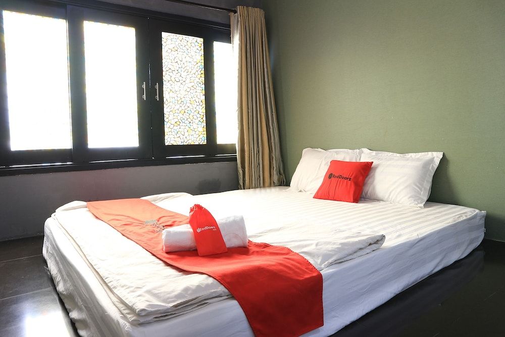 RedDoorz near Gia Dinh Church Family Room 7