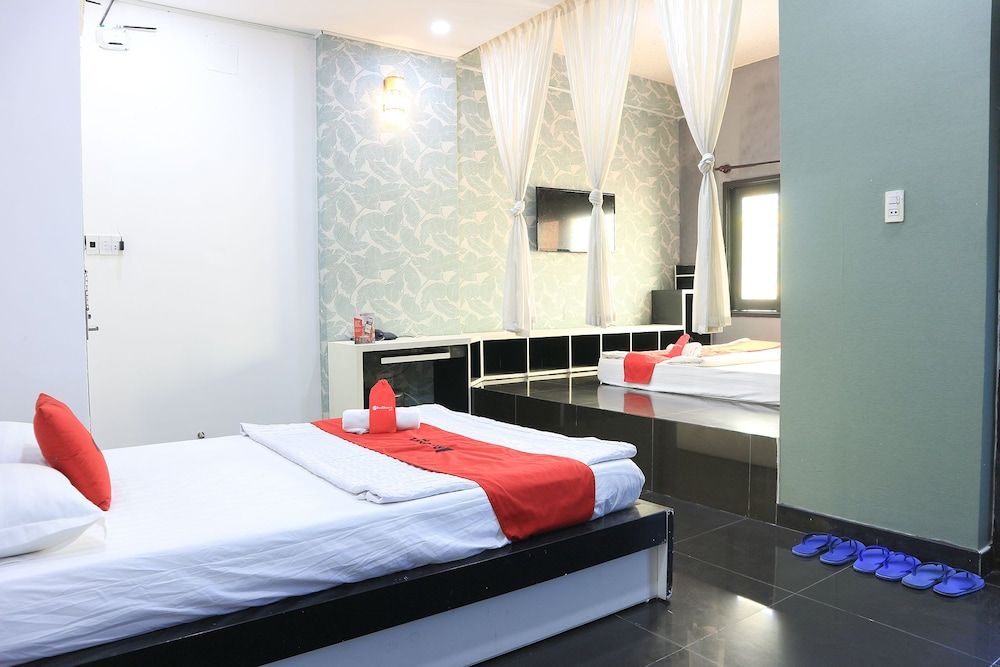 RedDoorz near Gia Dinh Church Family Room 4