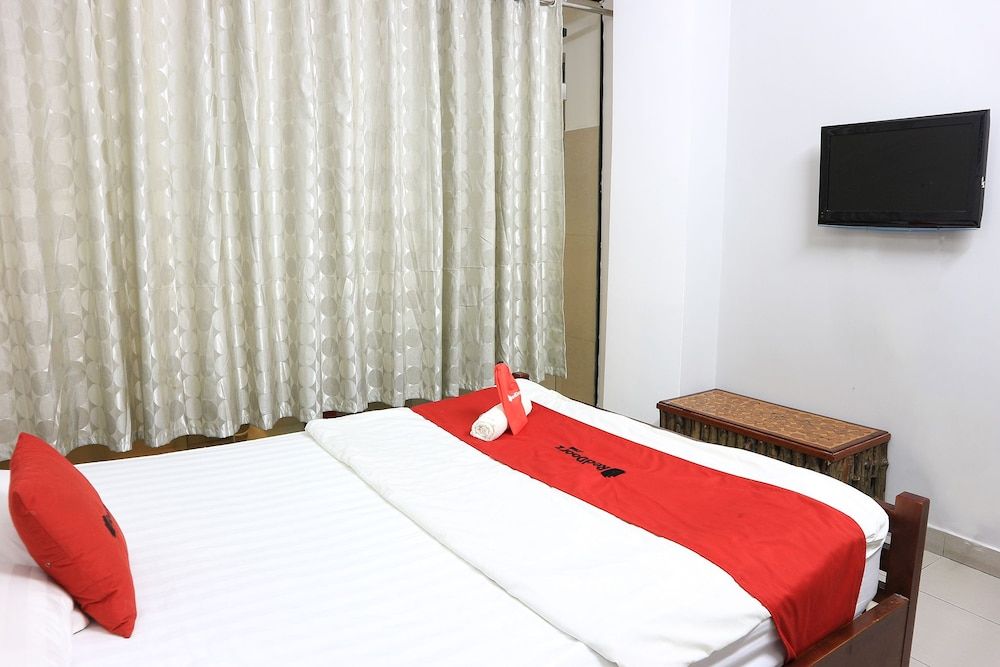 RedDoorz near Gia Dinh Church Standard Double Room 3