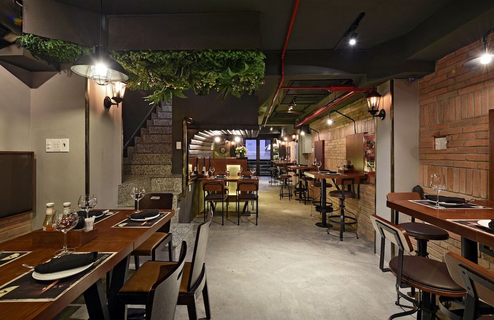 undefined Tuong Vy Hotel 8