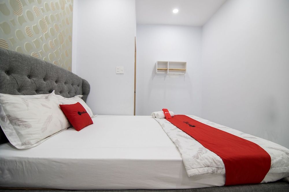 RedDoorz near Saigon Zoo Double Room 2