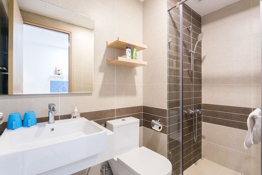 Trip Apartment Saigon Comfort Studio, 1 Queen Bed, City View, Tower 5