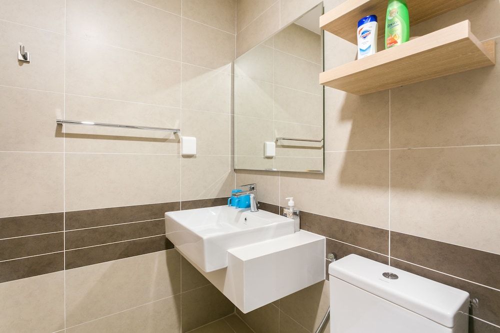 Trip Apartment Saigon Comfort Studio, 1 Queen Bed, City View, Tower 6