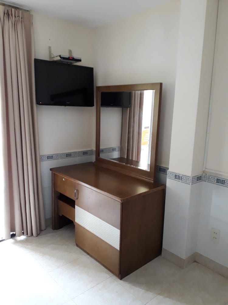 undefined Thanh Tung Hotel 9