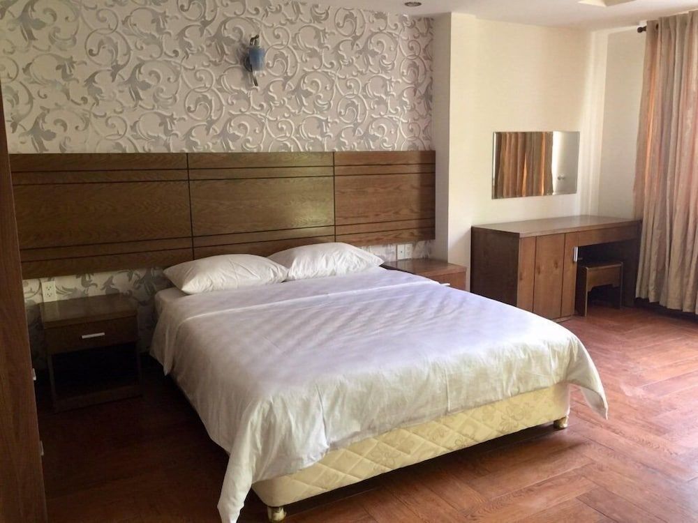 undefined Thanh Tung Hotel 2