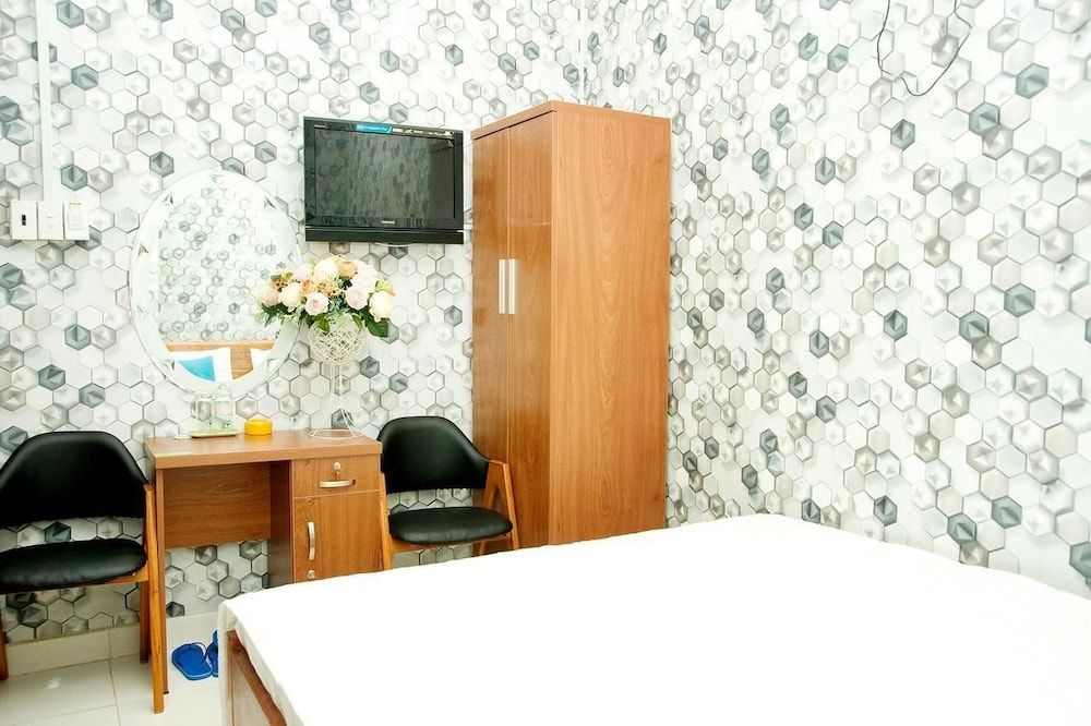 Trinh Ngoc Hotel Standard Double Room 6