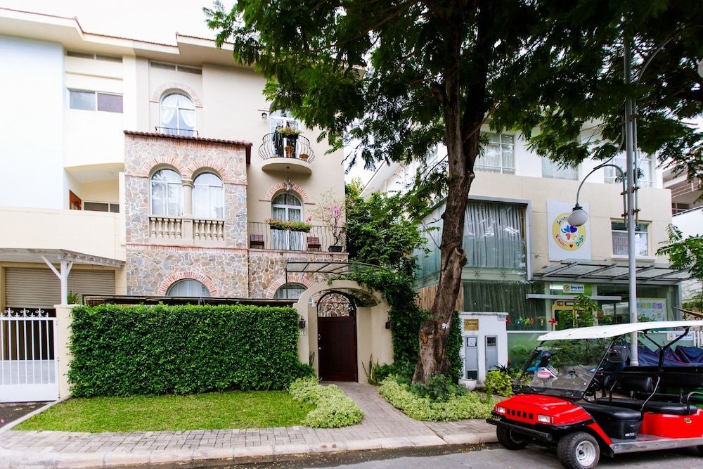 undefined The Nest Saigon - Garden