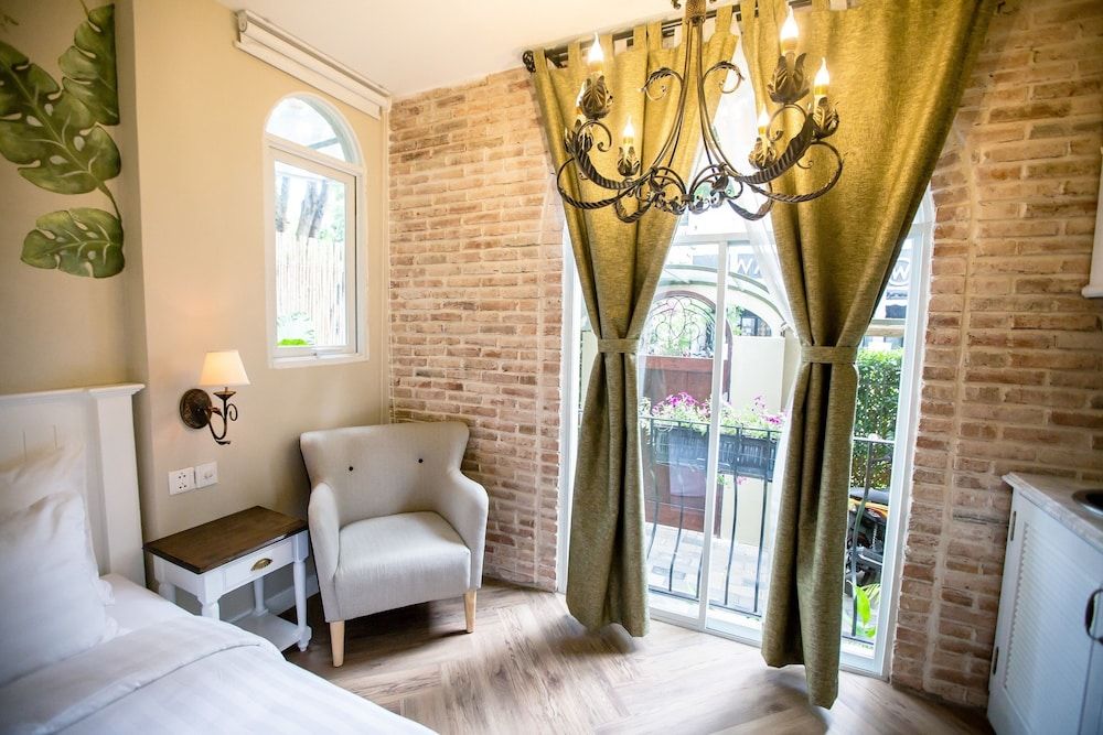 The Nest Saigon - Garden Studio with Balcony 10