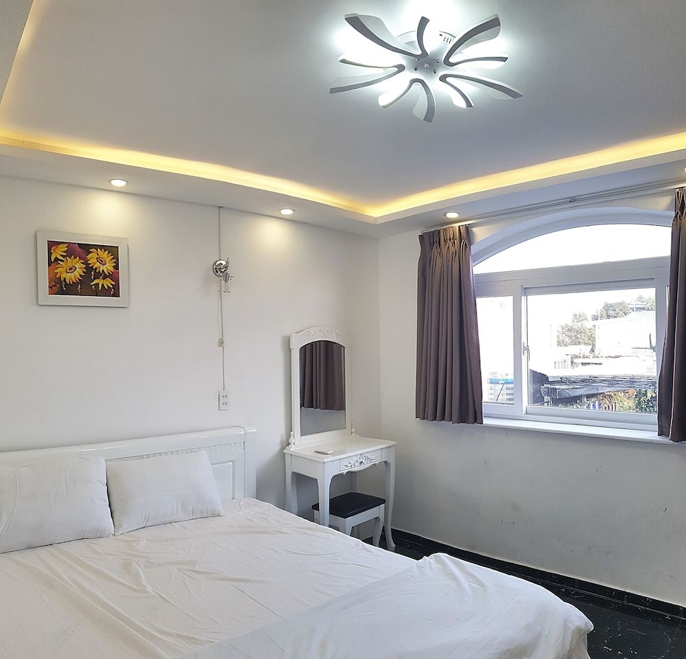 undefined The Phoenix 74 Hotel 10