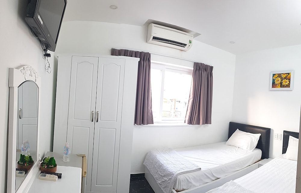 undefined The Phoenix 74 Hotel 3