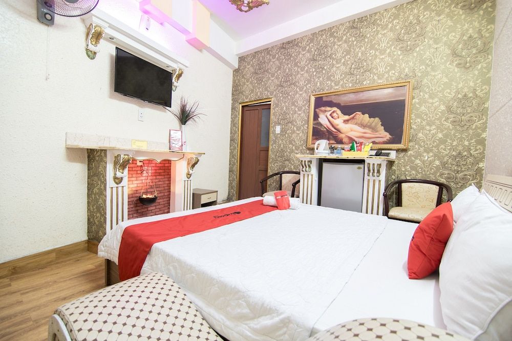 undefined RedDoorz near AEON Mall Tan Phu 9