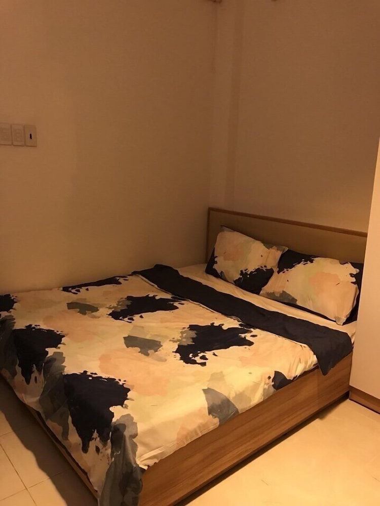 undefined Ivy Apartment 4