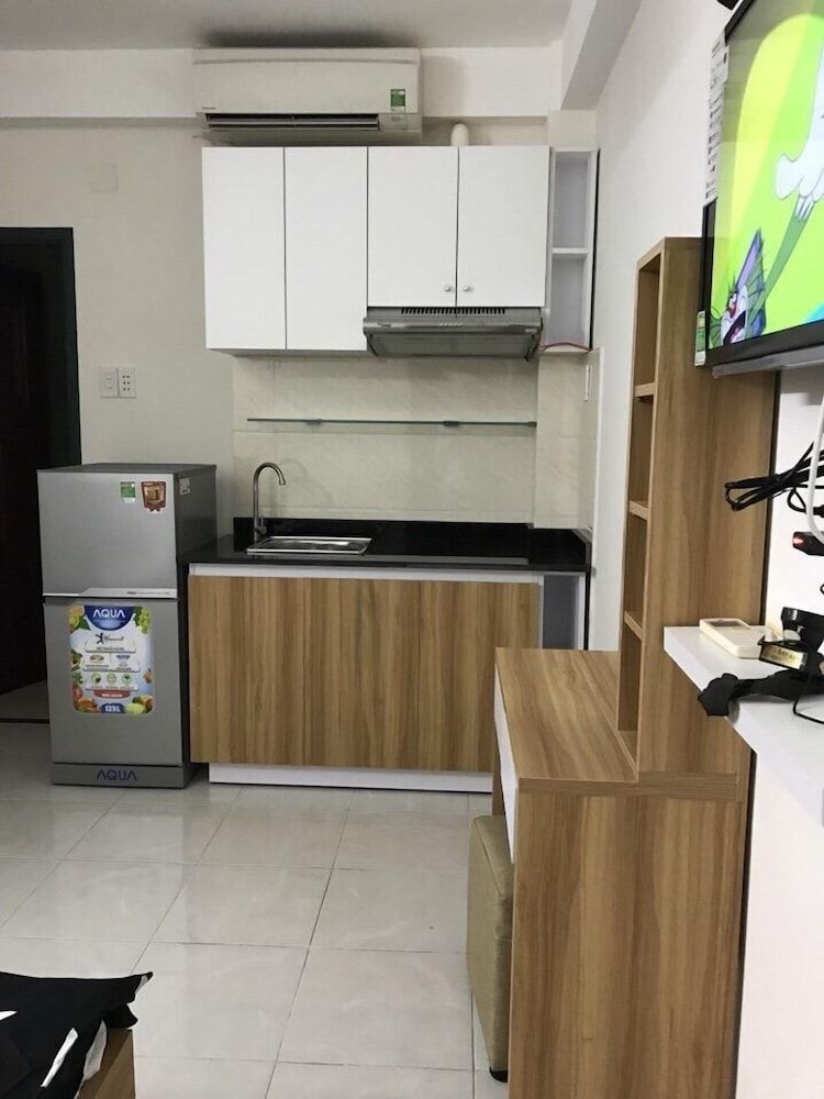 undefined Ivy Apartment 6