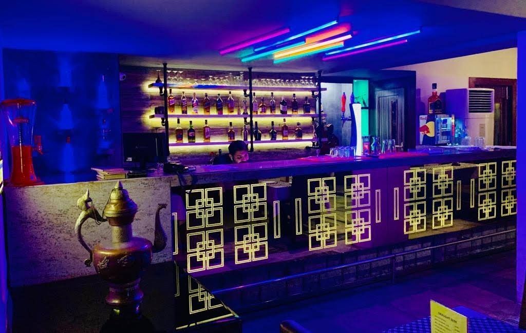 Bar