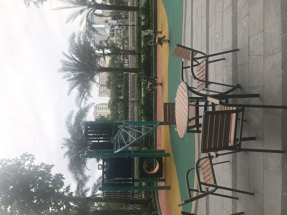 undefined Mins Apartment - Vinhome Golden River 2