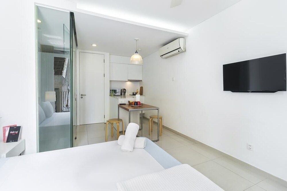 Christina's Saigon - An House Standard Studio, Balcony (Potential Noise) 9