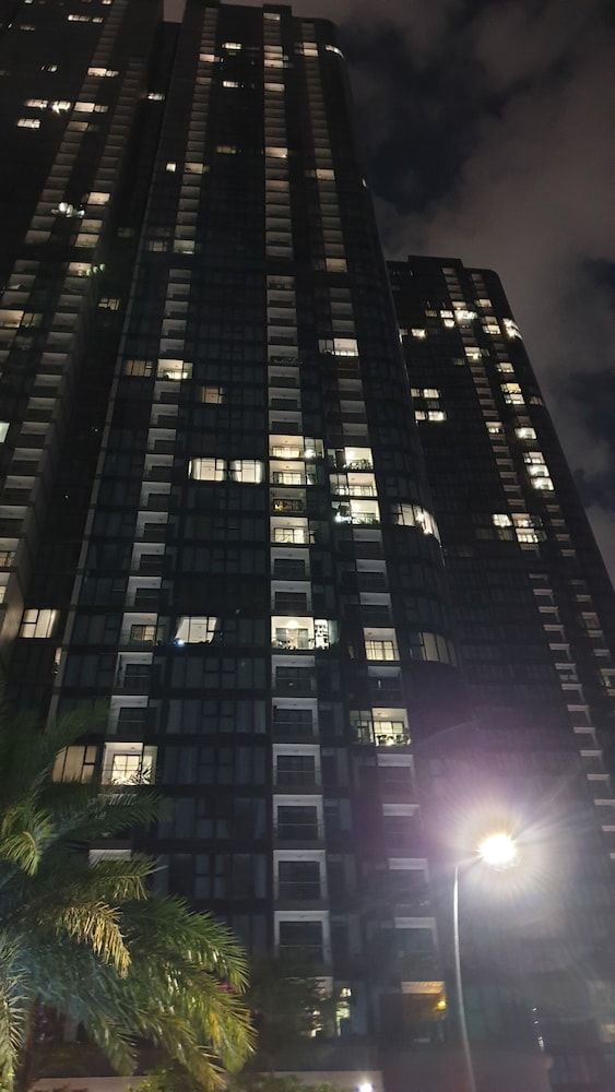 undefined Stay In Vietnam Vinhomes Golden River 7