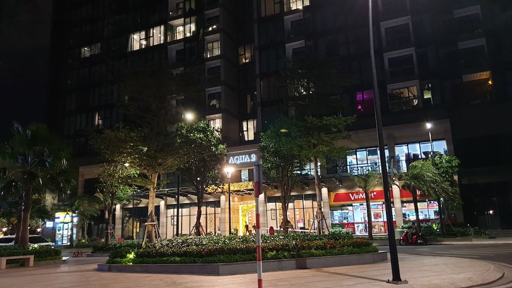 undefined Stay In Vietnam Vinhomes Golden River 10