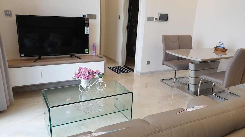 Stay In Vietnam Vinhomes Golden River Apartment, 2 Bedrooms (A2-27.04) 15