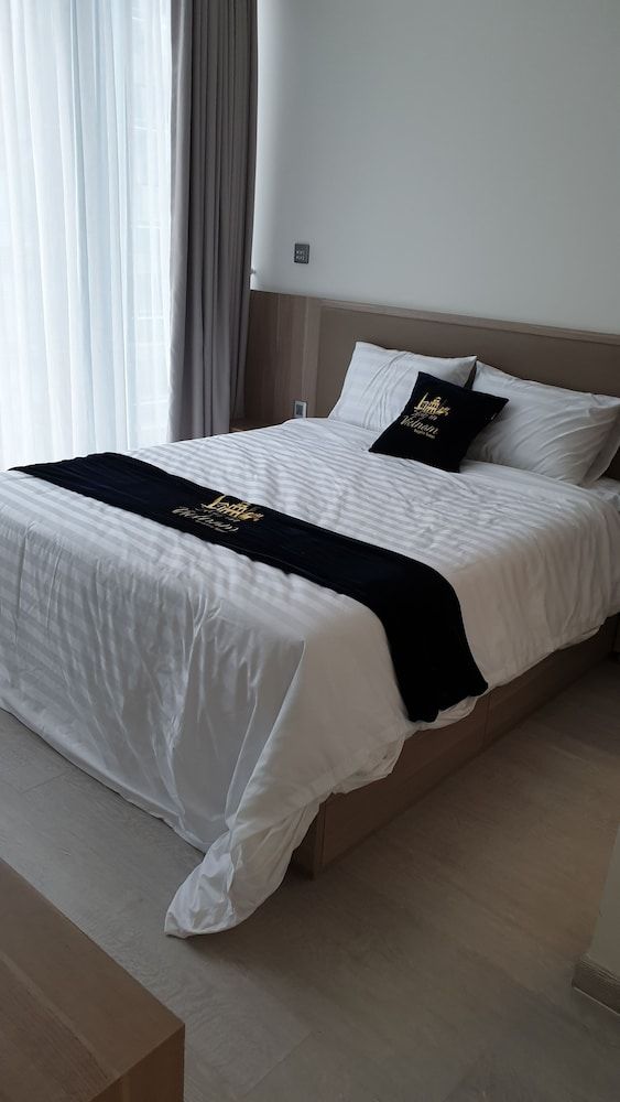 undefined Stay In Vietnam Vinhomes Golden River 2