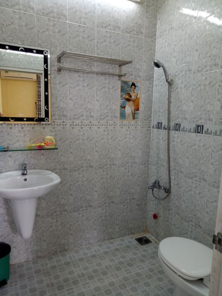 undefined Ngoc Loan Hotel 7