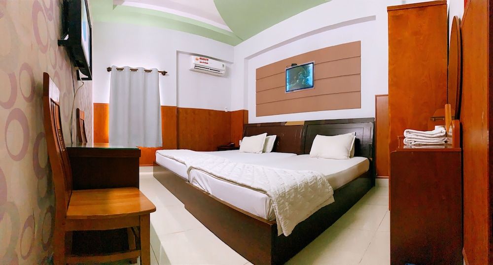 undefined Huynh Anh Hotel 9