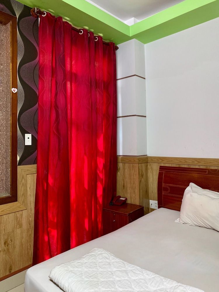 undefined Huynh Anh Hotel 6