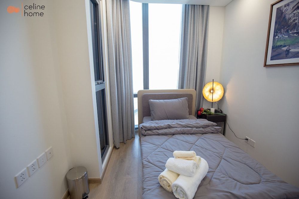 Celine Home - Vinhomes Central Park Apartment, 2 Bedrooms (L81- 4105) 2