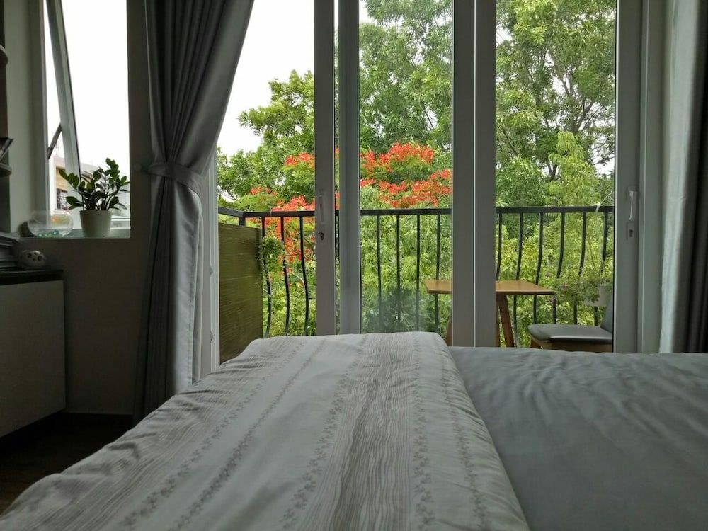 undefined Spring Light Apartment 3