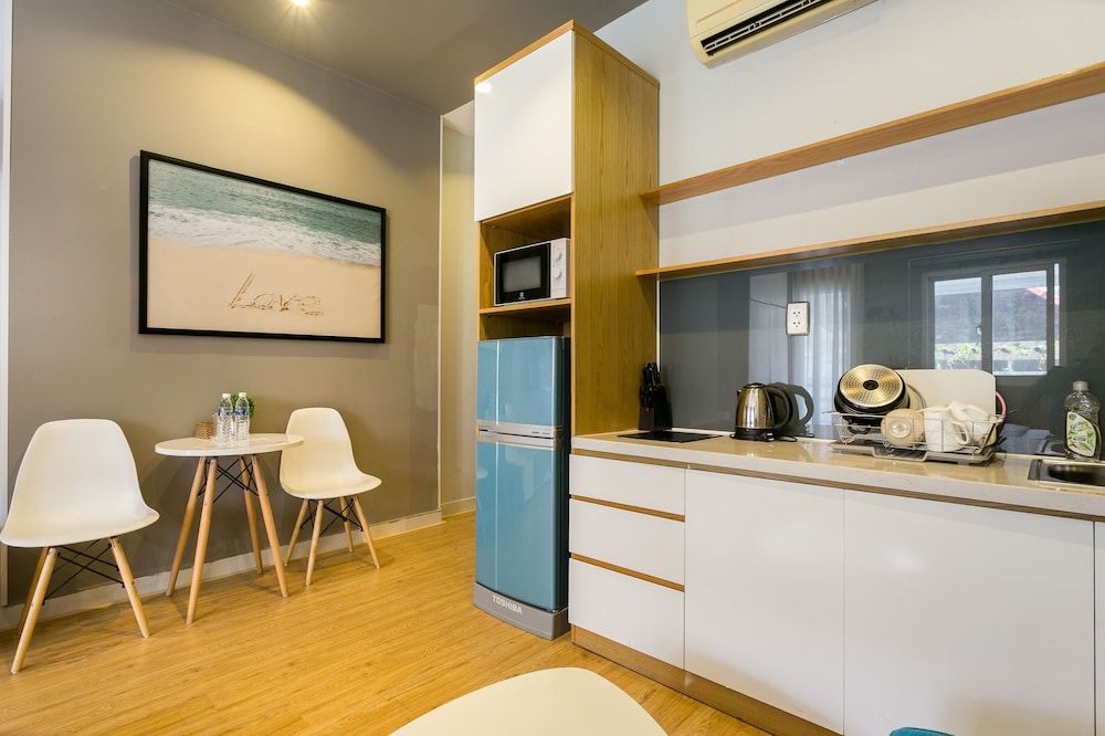 Amanda Phan 2 - Sai Gon Deluxe Studio, 1 Queen Bed, Refrigerator & Microwave 19