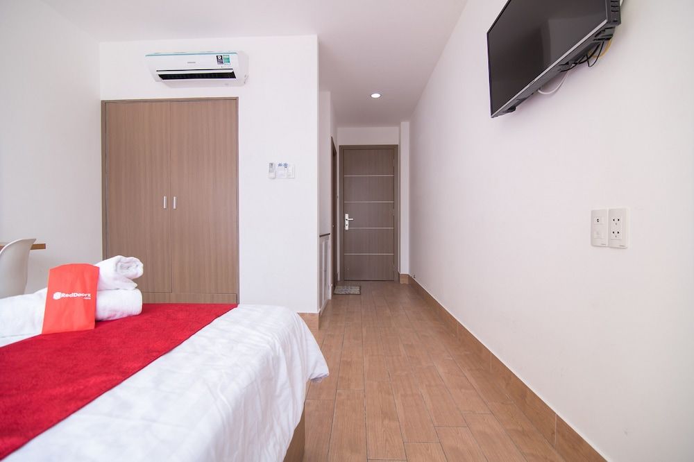 undefined RedDoorz near Ben Thanh Market 3