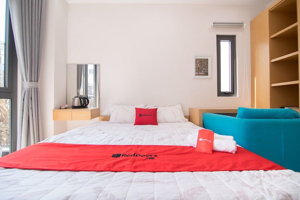 RedDoorz @ Nguyen Dinh Chieu Street Superior Double Room 7