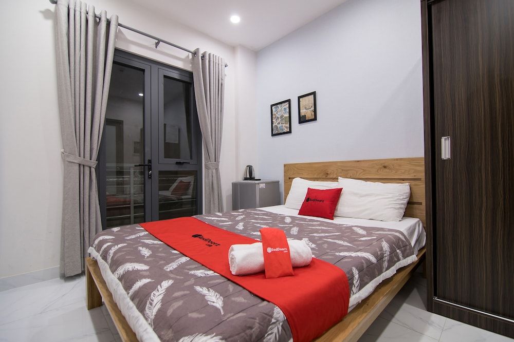 RedDoorz @ Nguyen Dinh Chieu Street Standard Double Room 2