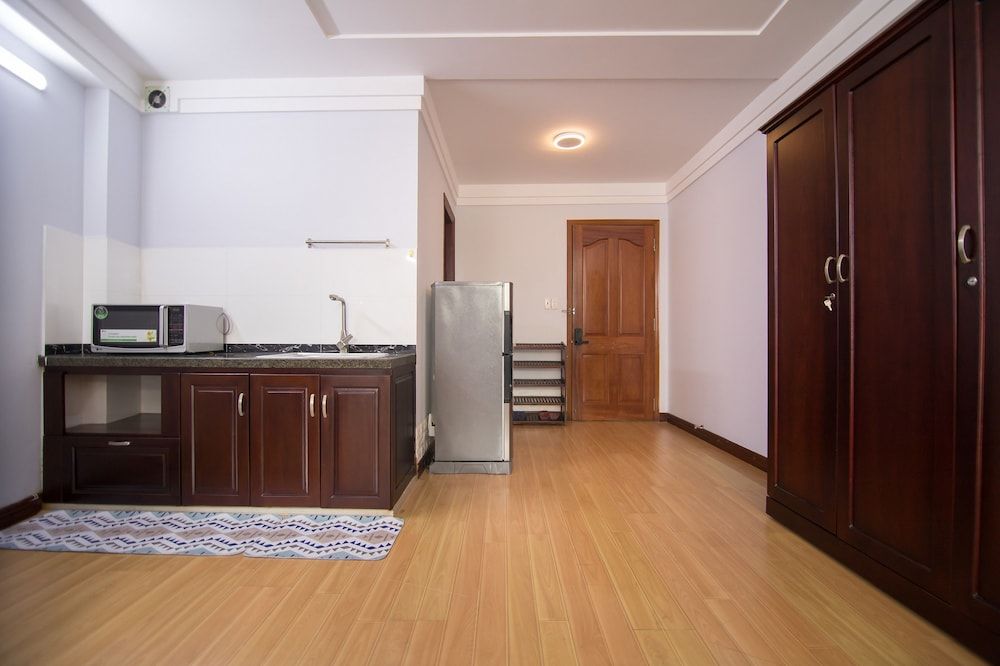 undefined RedDoorz near Hoa Lu Stadium 6