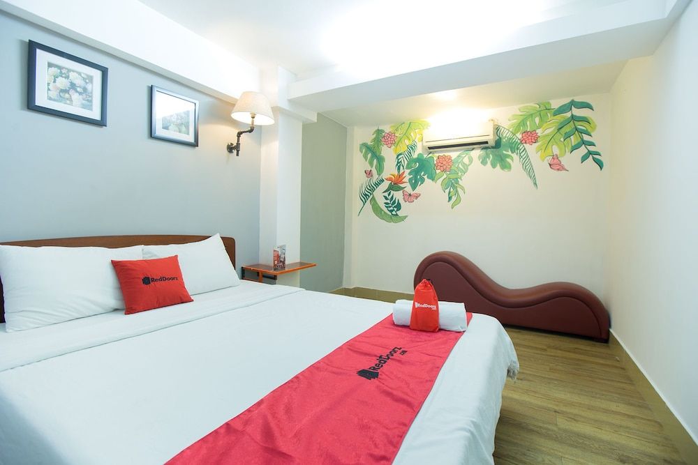 undefined RedDoorz @ Trung Son Residence 3 8