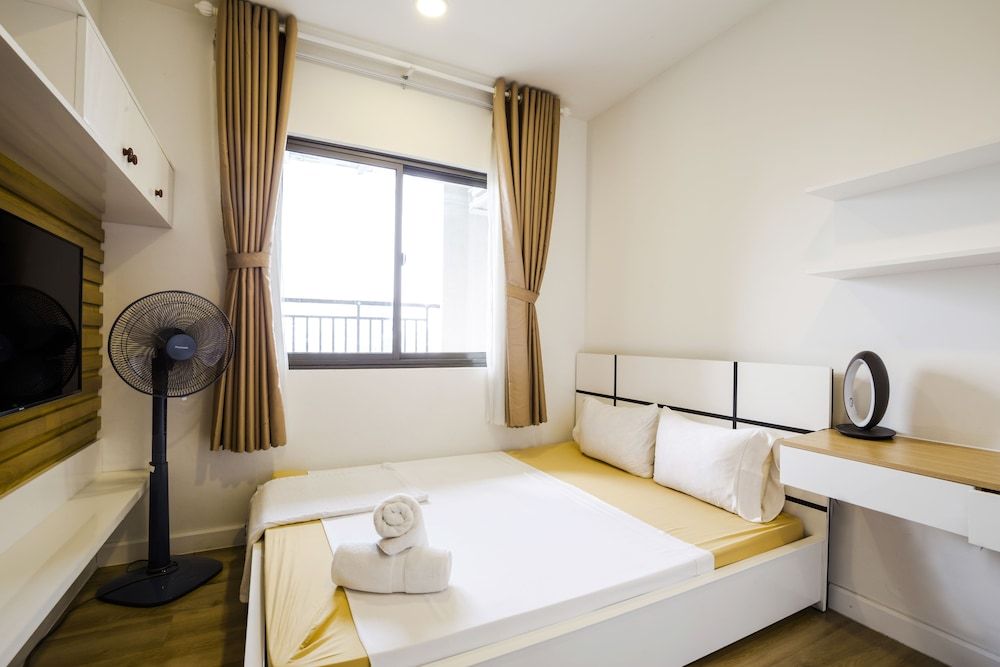 undefined Christina's Saigon - Icon 56 Apartment 6