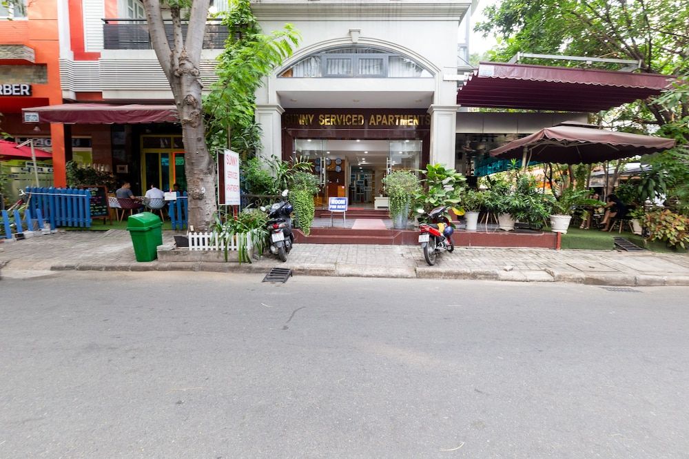 undefined Sunny Hotel and Apartment 6