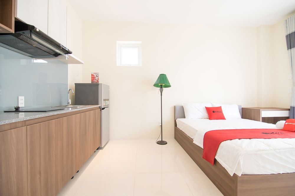 undefined Reddoorz Near Xo Viet Nghe Tinh Street 6